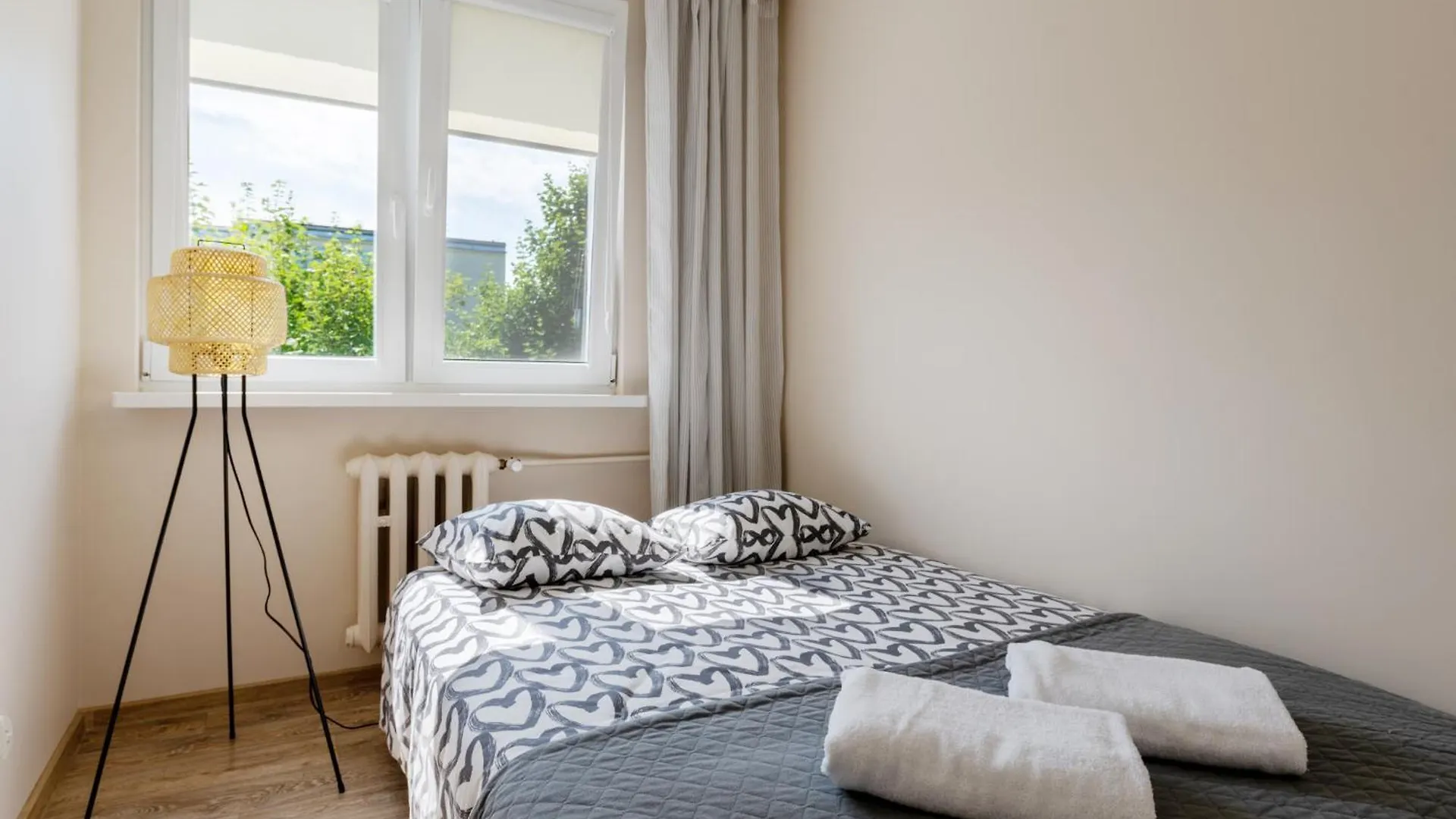Initium Rooms - Apartament - Obroncow Wybrzeza 6D Gdansk 0*,  Poland